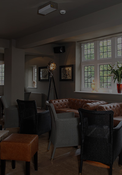 The Tudor Rose Pub & Restaurant in Coulsdon, Greater London